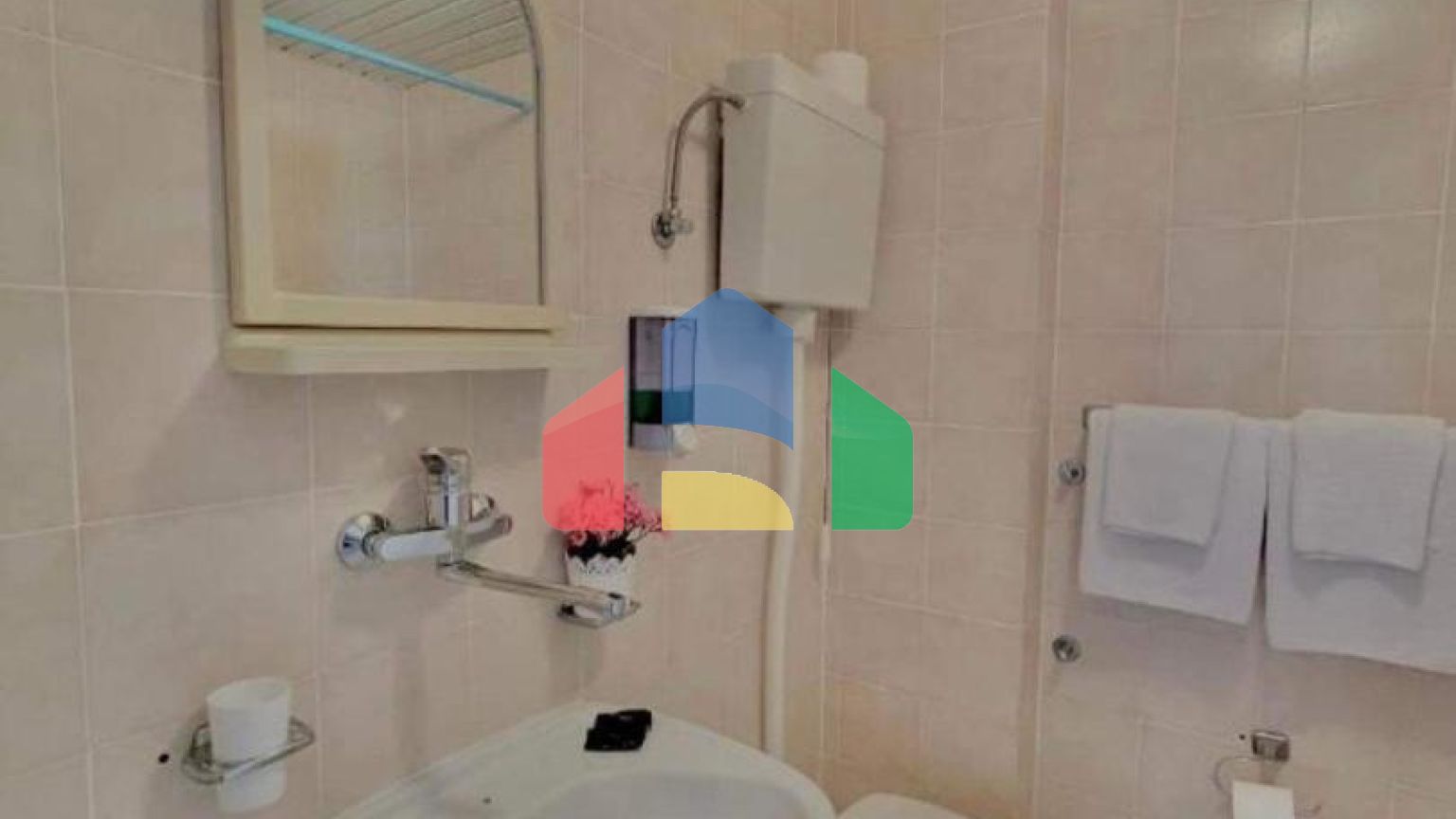 Отель в Будве на 27 номеров