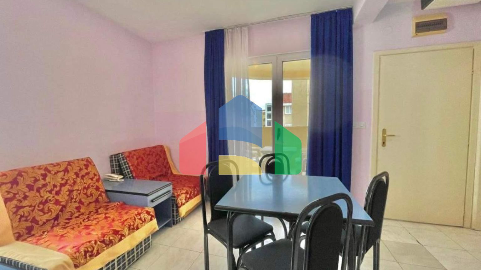 Отель в Будве на 27 номеров