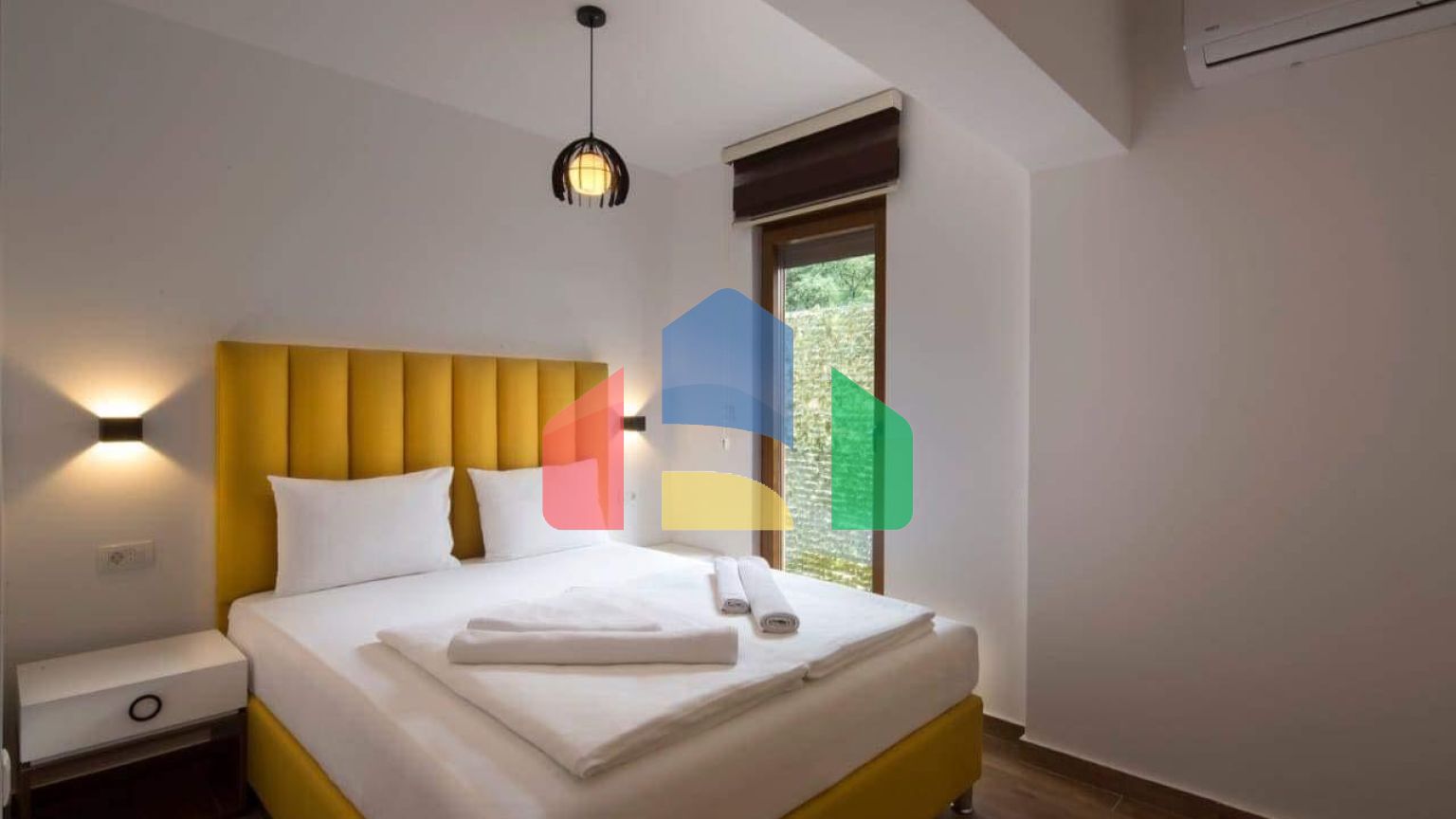 Мини-отель в Будве на 11 апартаментов