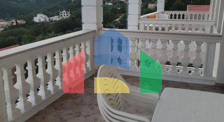 Отель с бассейном в Марковичи, Будва