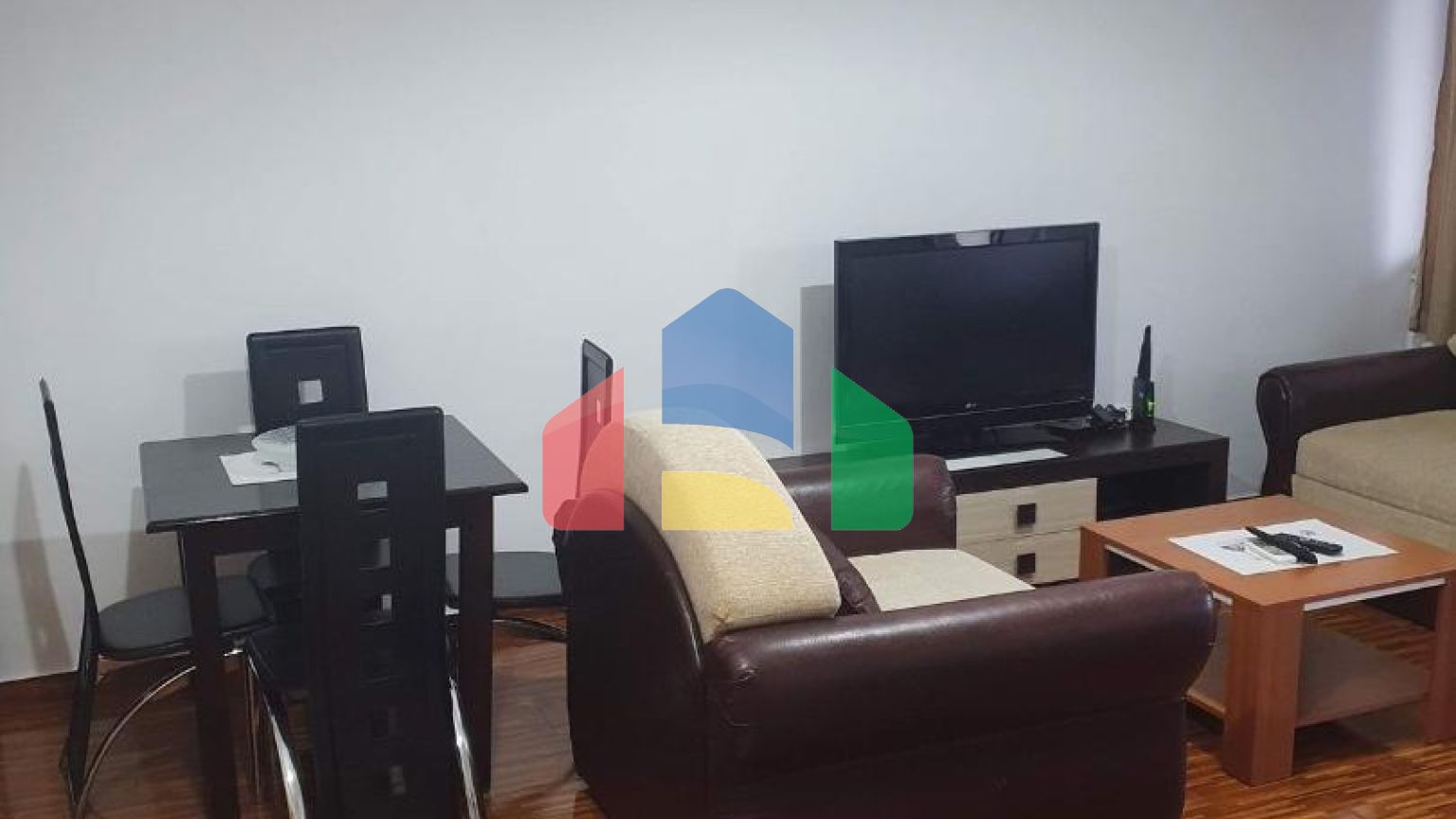 Отель с бассейном в Марковичи, Будва