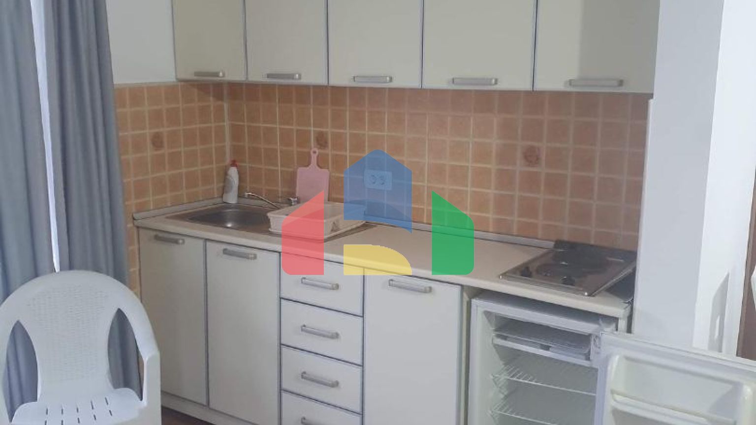 Отель с бассейном в Марковичи, Будва