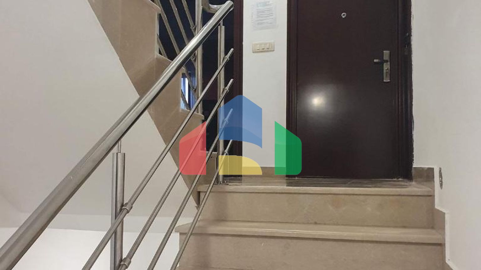 Отель с бассейном в Марковичи, Будва