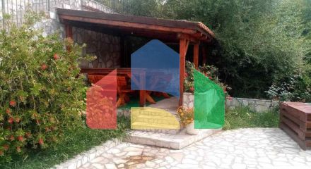 Отель с бассейном в Марковичи, Будва