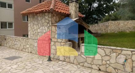 Отель с бассейном в Марковичи, Будва