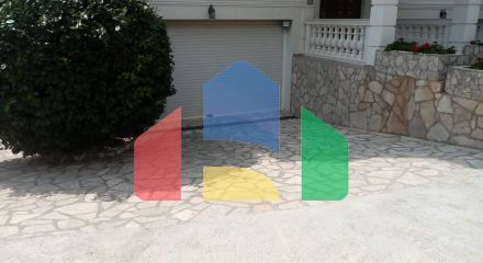 Отель с бассейном в Марковичи, Будва