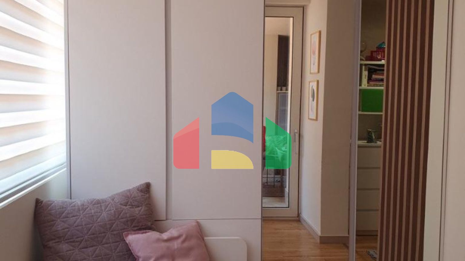 Квартира с 2 спальнями в Будве, Нивел