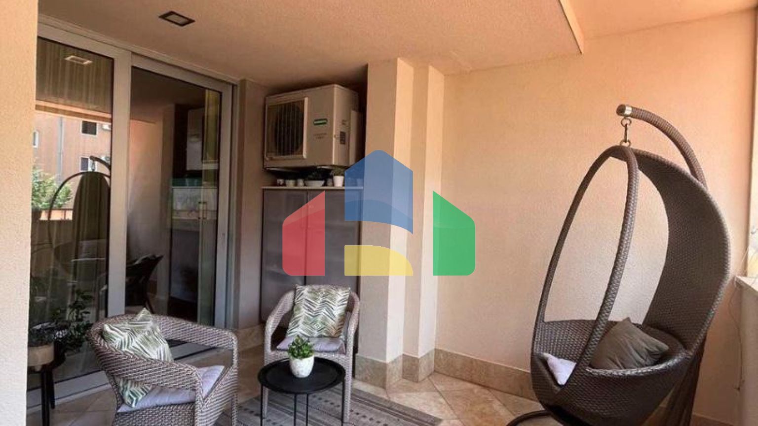 Квартира с 2 спальнями в Будве, Нивел