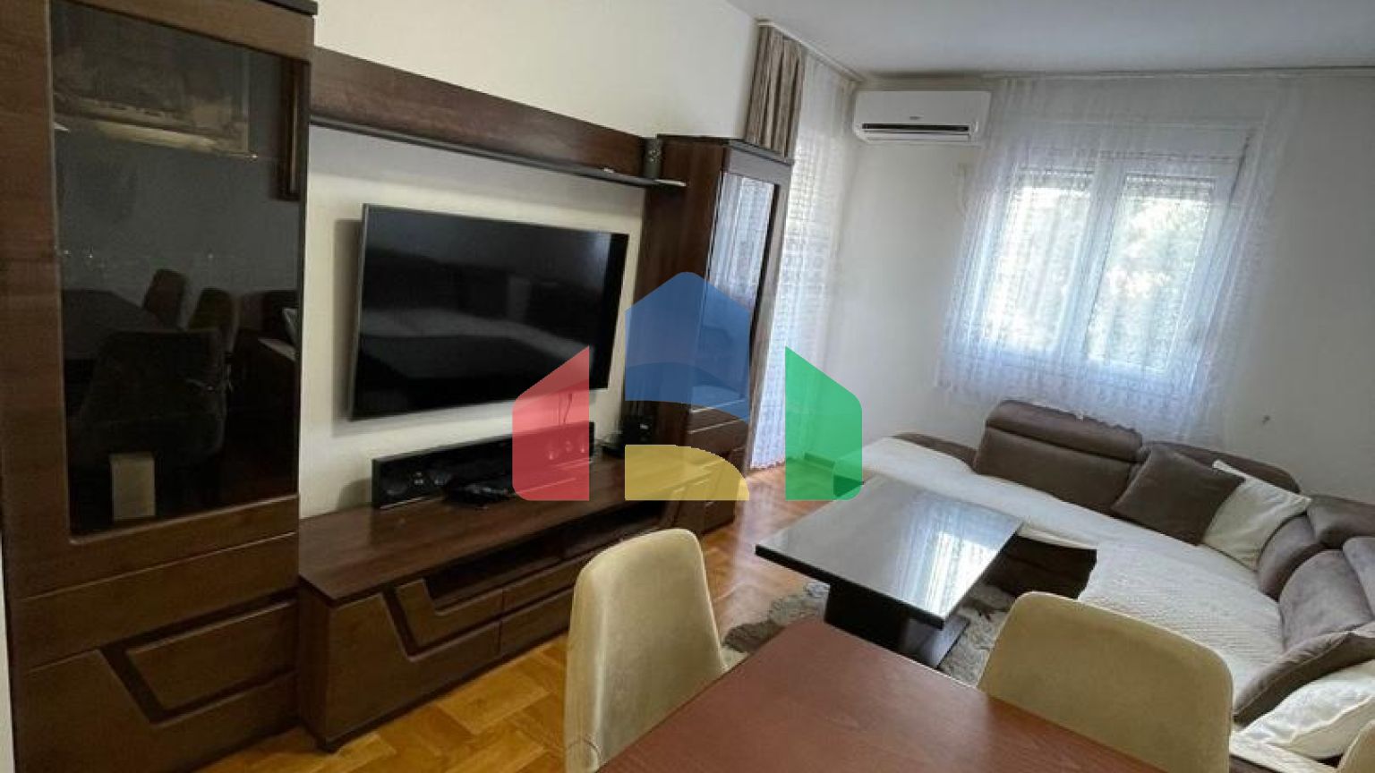 Шикарня квартина в районе Подкошлюн