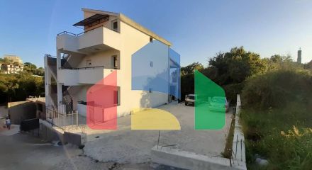 Квартира с 2 спальнями в Будве, район Сеоце