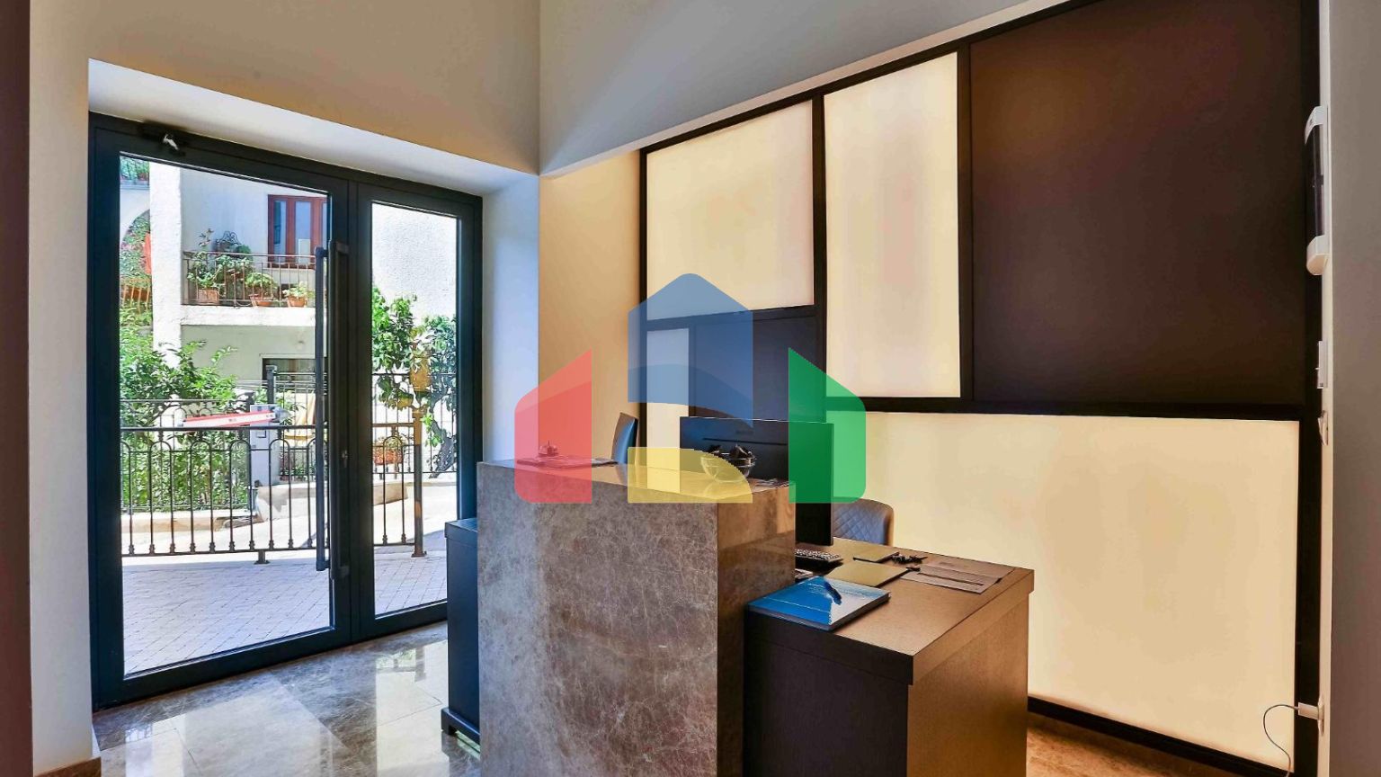 Квартира в апарт-отеле в Будве