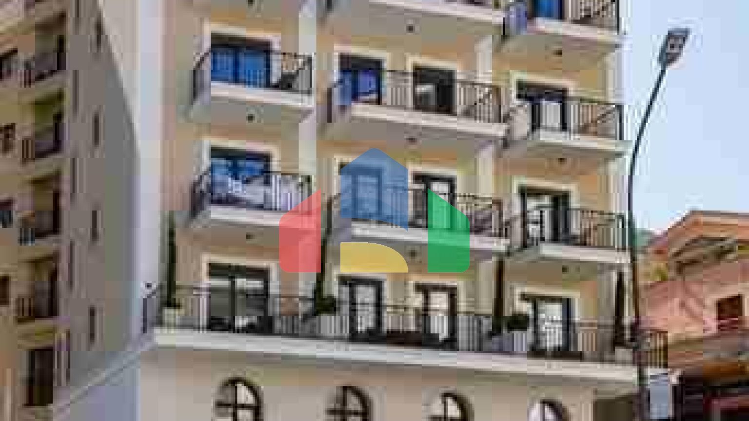 Квартира в апарт-отеле в Будве