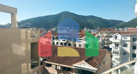 Apartment in a new building in the very center of Budva 5 minutes from the sea