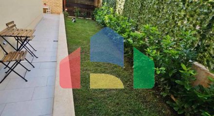 Квартира с 2 спальнями в Лази с собственным двором Квартира с 2 спальнями в Лази с собственным двором