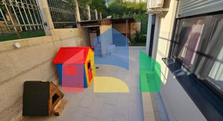 Квартира с 2 спальнями в Лази с собственным двором Квартира с 2 спальнями в Лази с собственным двором