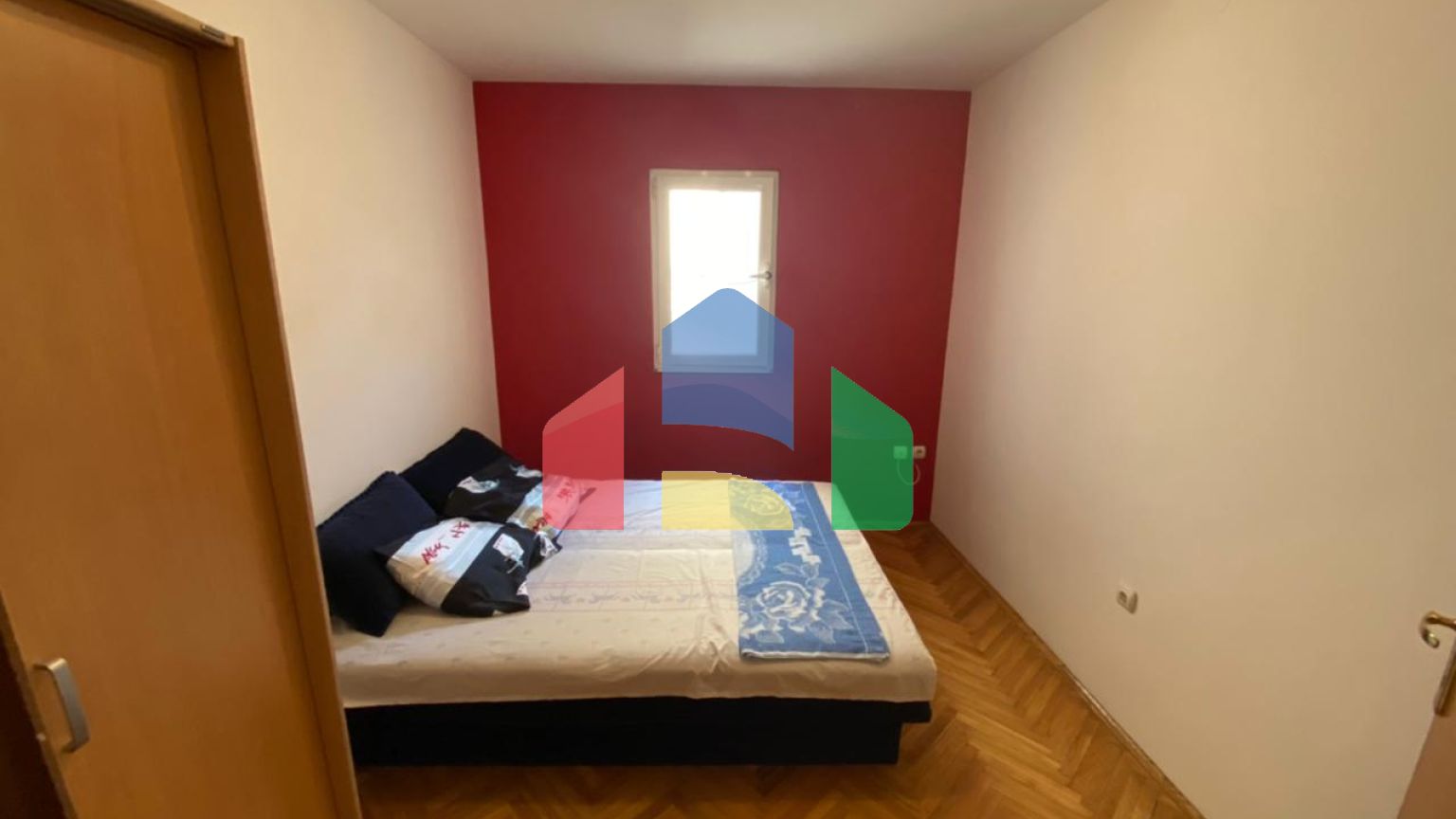 Кварира с 2 спальнями в Будве ( Розино)