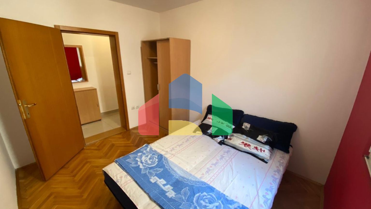 Кварира с 2 спальнями в Будве ( Розино)