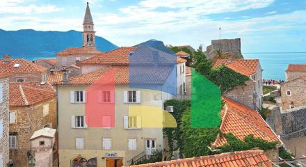 Budva, Old Town - unique apartment with view of the beach and sea