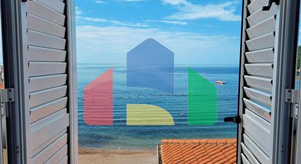 Budva, Old Town - unique apartment with view of the beach and sea