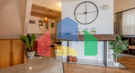 Будва, Старый город - уникальная квартира с видом на пляж и море Будва, Старый город - уникальная квартира с видом на пляж и море