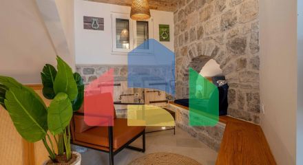 Будва, Старый город - уникальная квартира с видом на пляж и море Будва, Старый город - уникальная квартира с видом на пляж и море