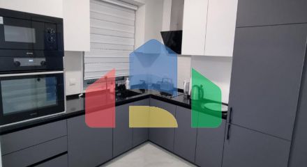Квартира с 3 спальнями в Будве, Розино - 300 000 евро
