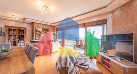 Трехэтажная вилла из камня с бассейном и панорамным видом на море в Марковичи, Будва