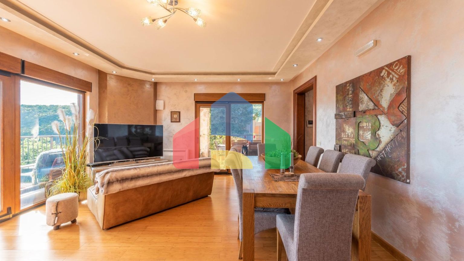 Трехэтажная вилла из камня с бассейном и панорамным видом на море в Марковичи, Будва