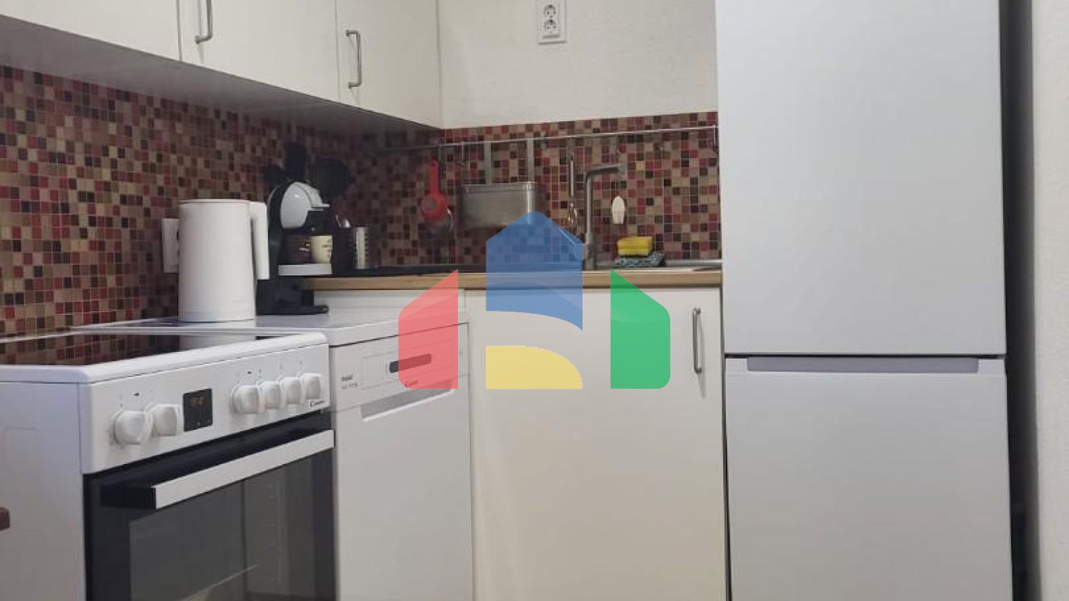 Будва. Уютная квартира с 2 спальнями, с красивым видом на горы