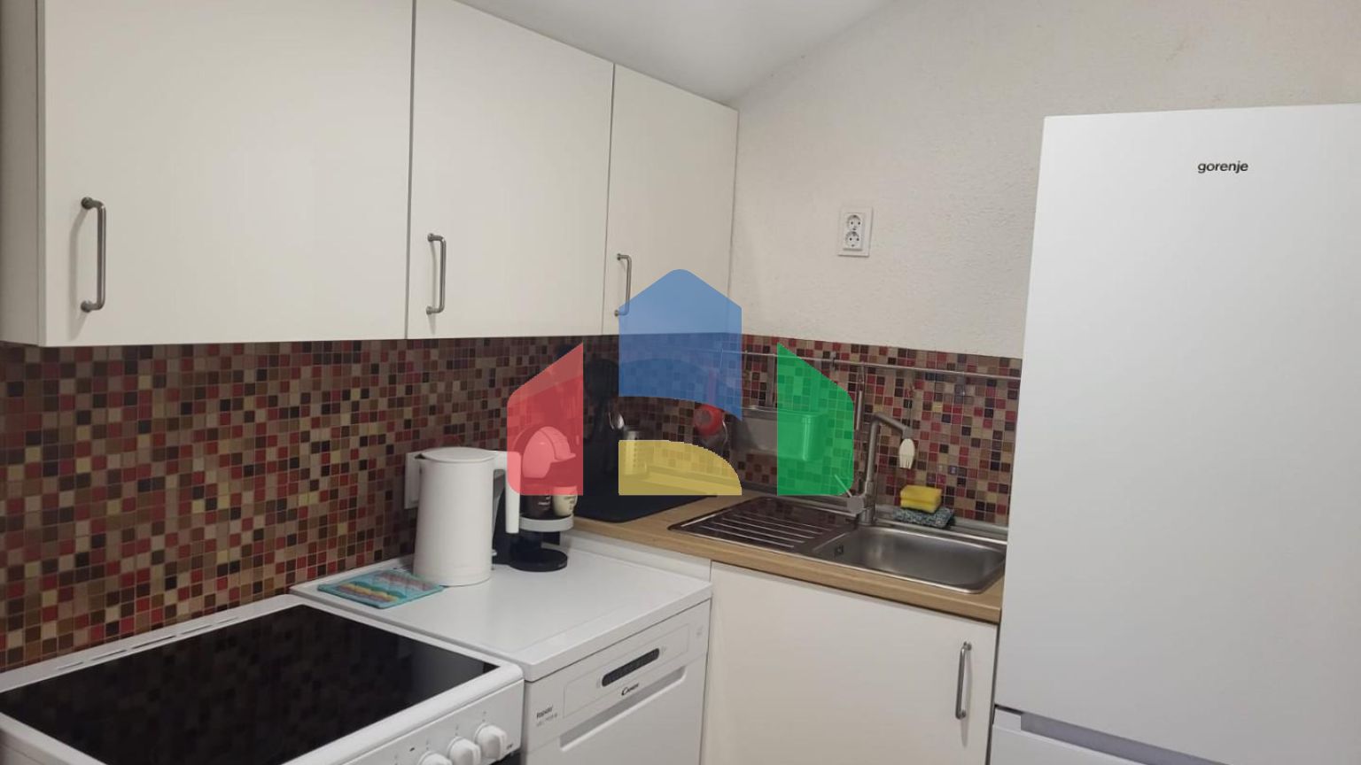 Будва. Уютная квартира с 2 спальнями, с красивым видом на горы