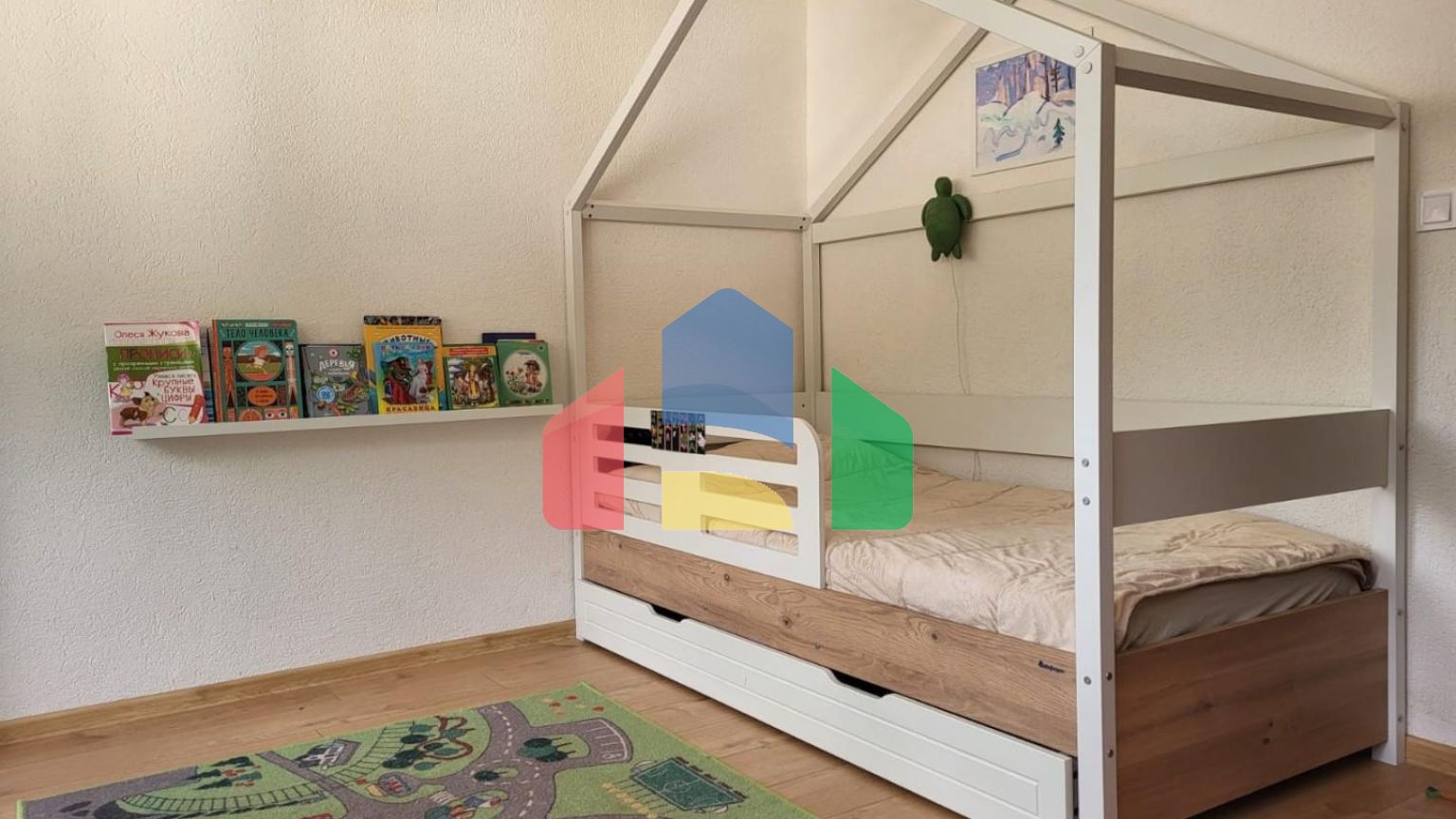 Будва. Уютная квартира с 2 спальнями, с красивым видом на горы