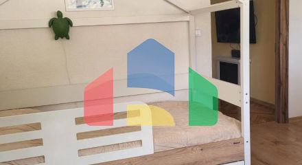 Будва. Уютная квартира с 2 спальнями, с красивым видом на горы Будва. Уютная квартира с 2 спальнями, с красивым видом на горы