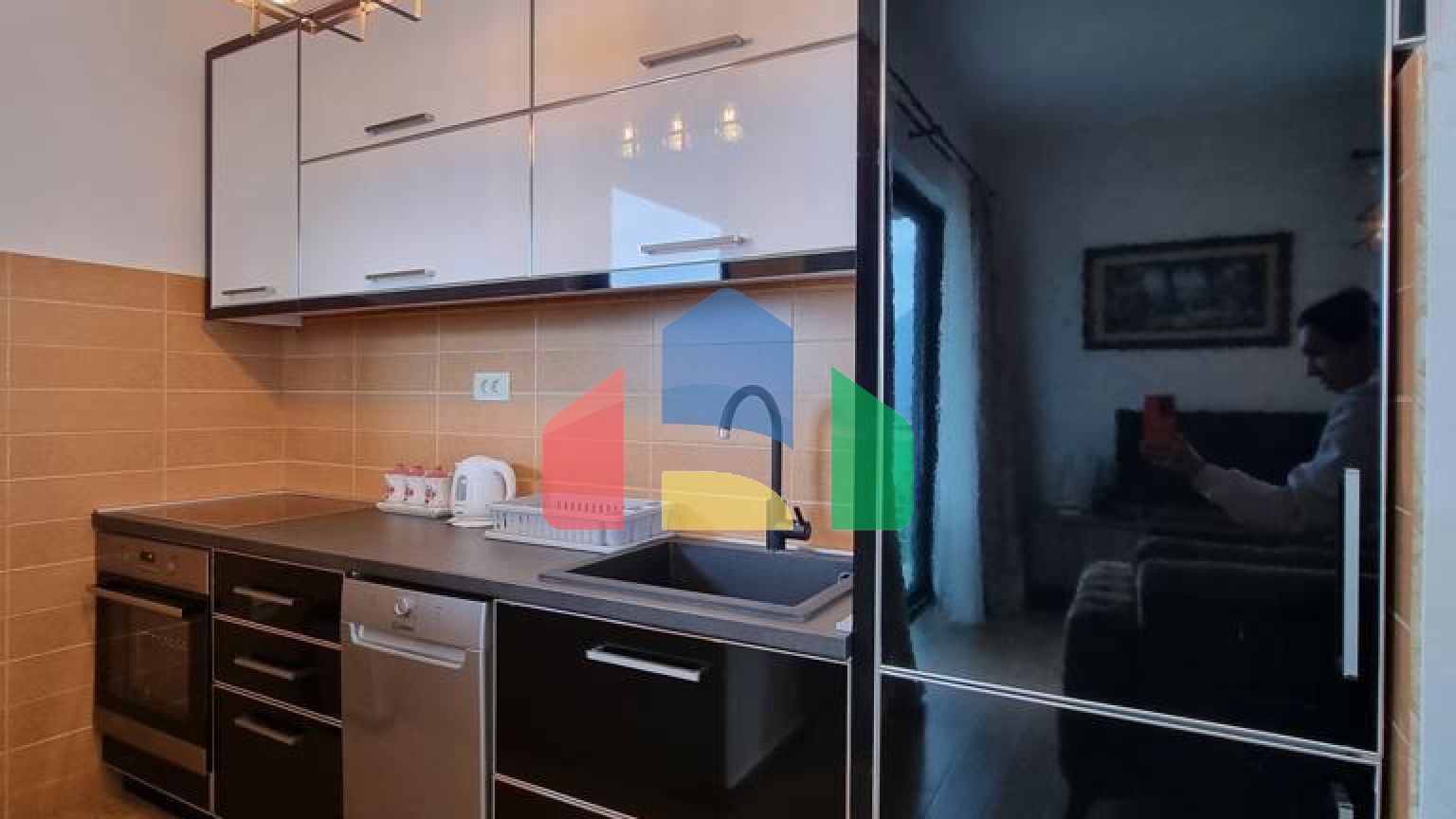 Квартира 2 спальная с видом на море в Бечичи,70m2