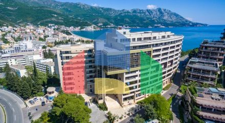 Apartment in Becici - 456,700 euros