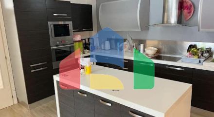 Эксклюзивная большая вилла в Будве возле моря