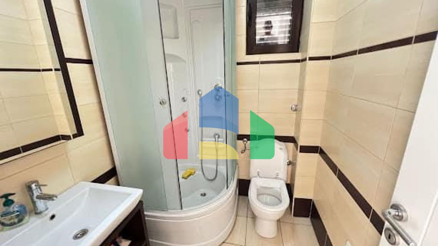 Эксклюзивная большая вилла в Будве возле моря