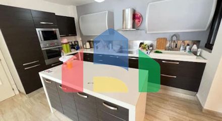 Эксклюзивная большая вилла в Будве возле моря