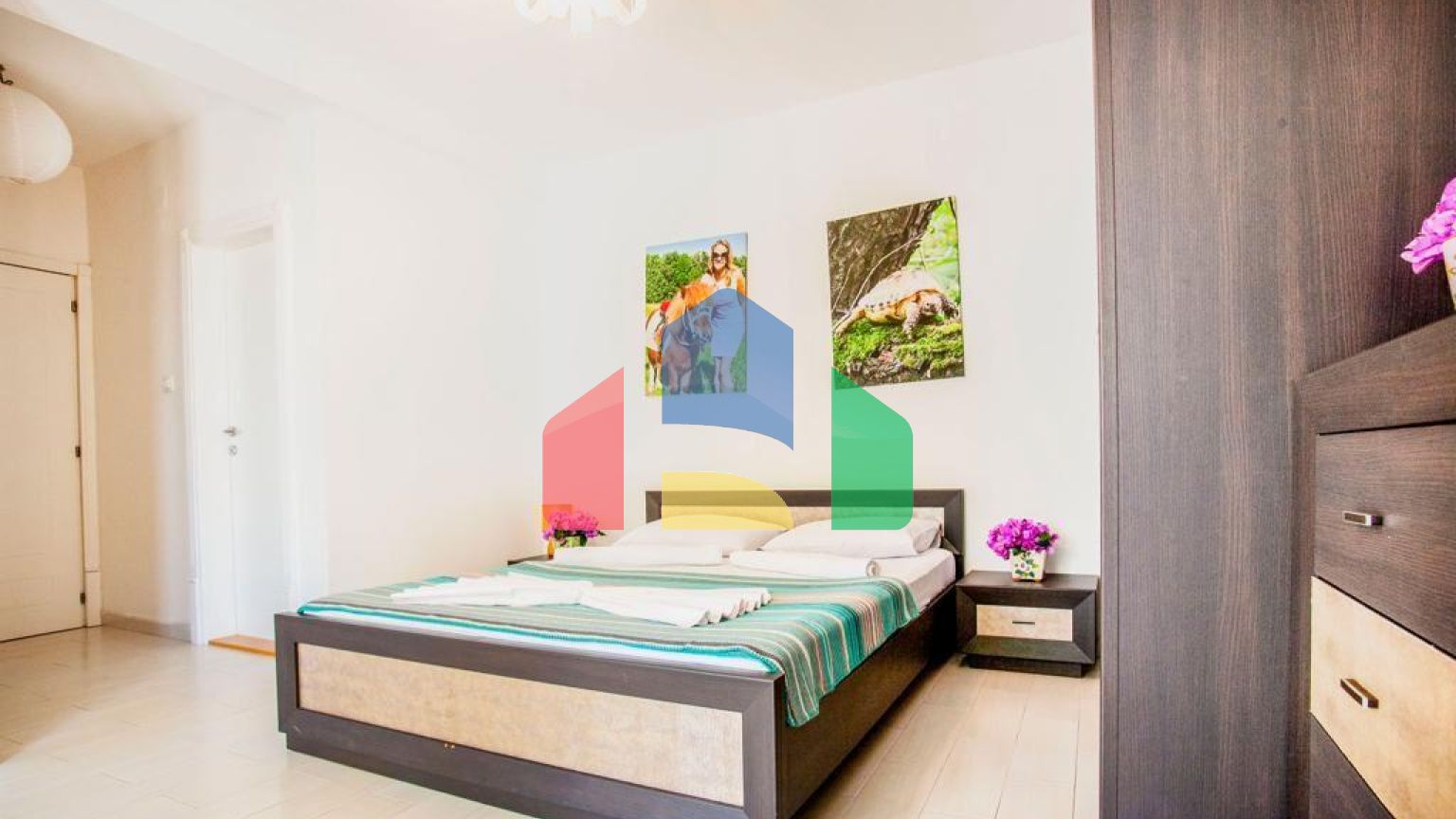 Эксклюзивная большая вилла в Будве возле моря