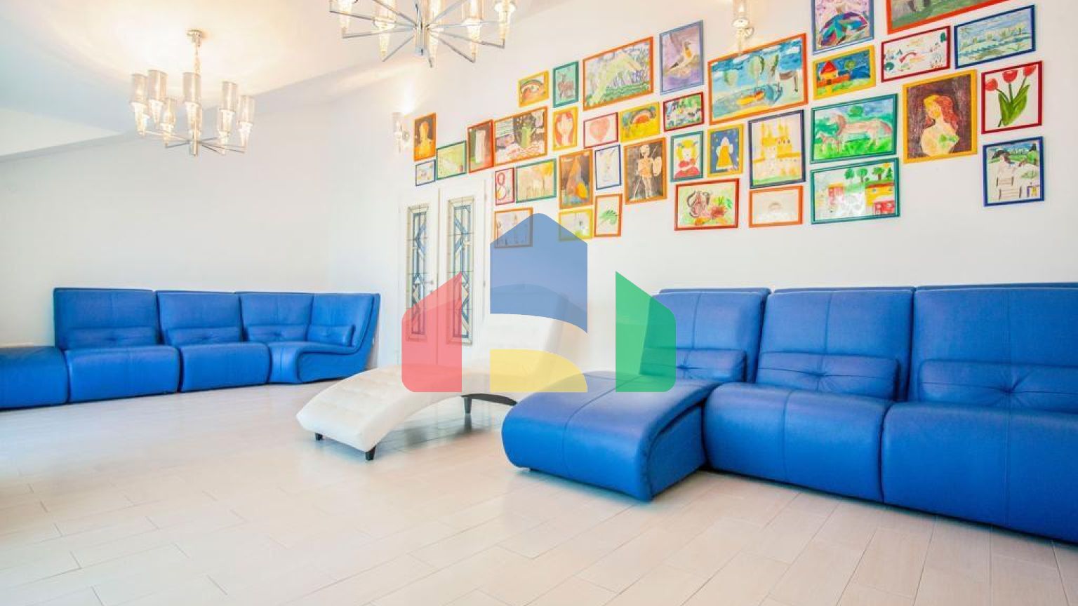 Эксклюзивная большая вилла в Будве возле моря