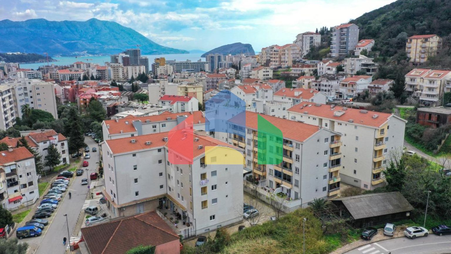 Квартира, 3 спальни, Будва, Маслиняк