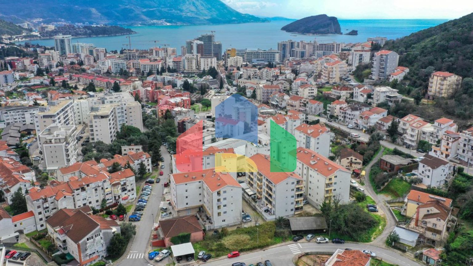 Квартира, 3 спальни, Будва, Маслиняк