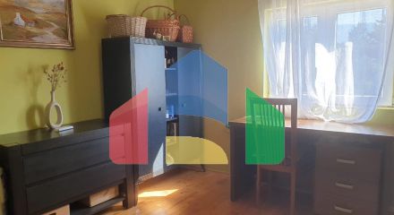 Продаются 3 дома с большим благоустроенным участком и с бассейном. Загора.