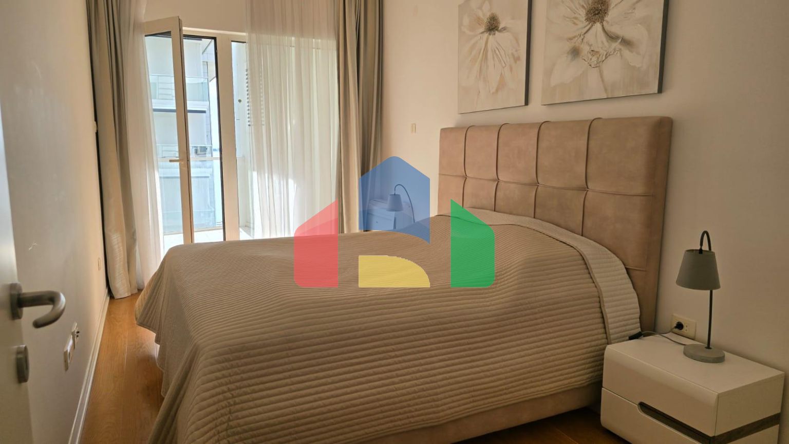 Продается роскошная квартира в комплексе Tre Canne, Будва