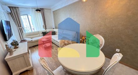 Продаётся уютная квартира с 2 спальнями и видом на горы в Будве