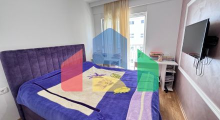 Продаётся уютная квартира с 2 спальнями и видом на горы в Будве