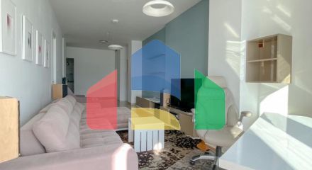 Эксклюзивная трехкомнатная квартира в здании Тре Канне