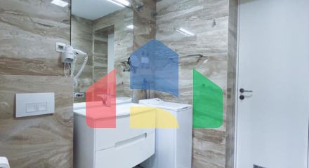 Эксклюзивная трехкомнатная квартира в здании Тре Канне