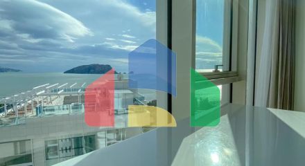 Эксклюзивная трехкомнатная квартира в здании Тре Канне