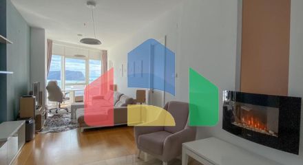 Эксклюзивная трехкомнатная квартира в здании Тре Канне