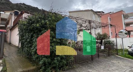Дом в Будве, район Подкашлюн